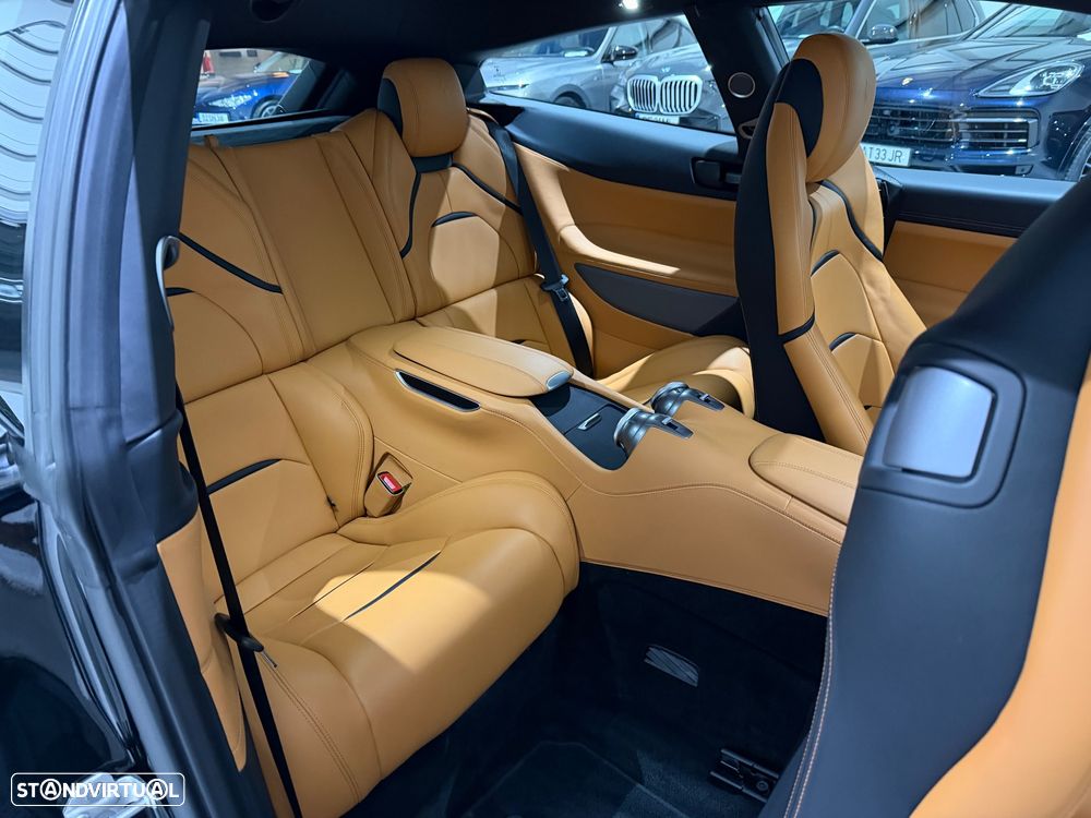 Ferrari GTC4 Lusso - 37