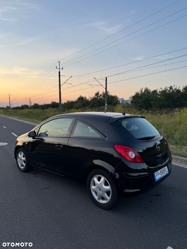 Opel Corsa 1.4 16V Enjoy - 4