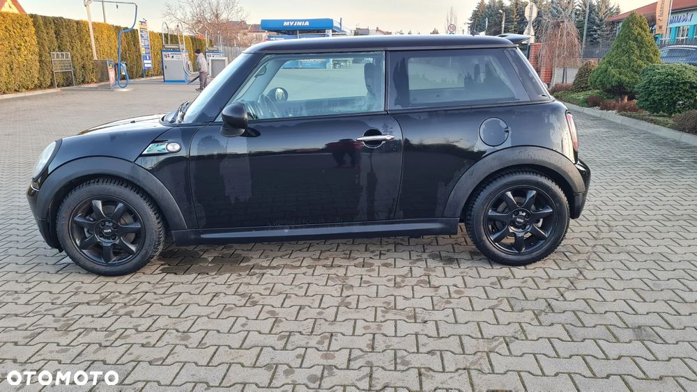 MINI ONE - 7