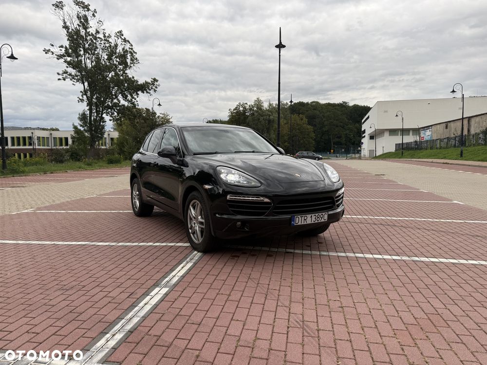 Porsche Cayenne - 2