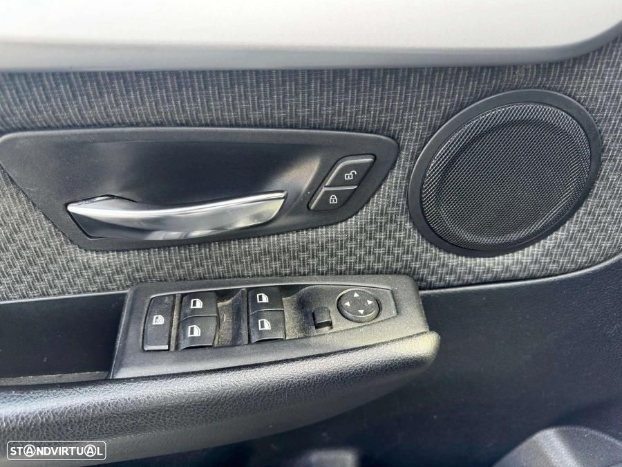 BMW 216 Active Tourer d Advantage - 21