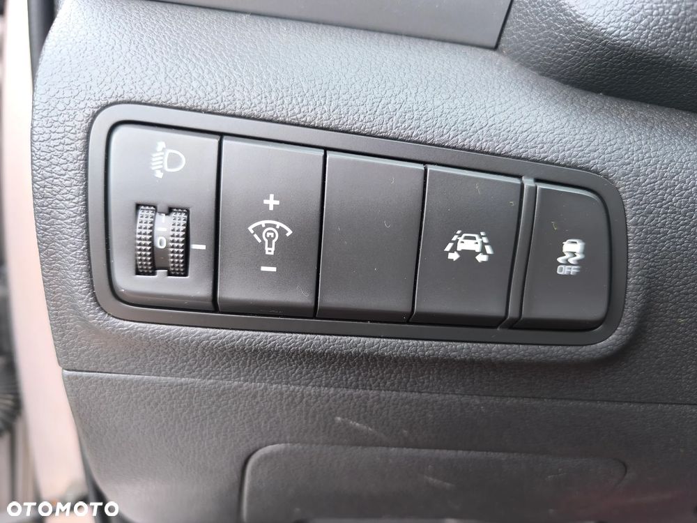 Hyundai Tucson 1.7 CRDI BlueDrive Style 2WD - 26