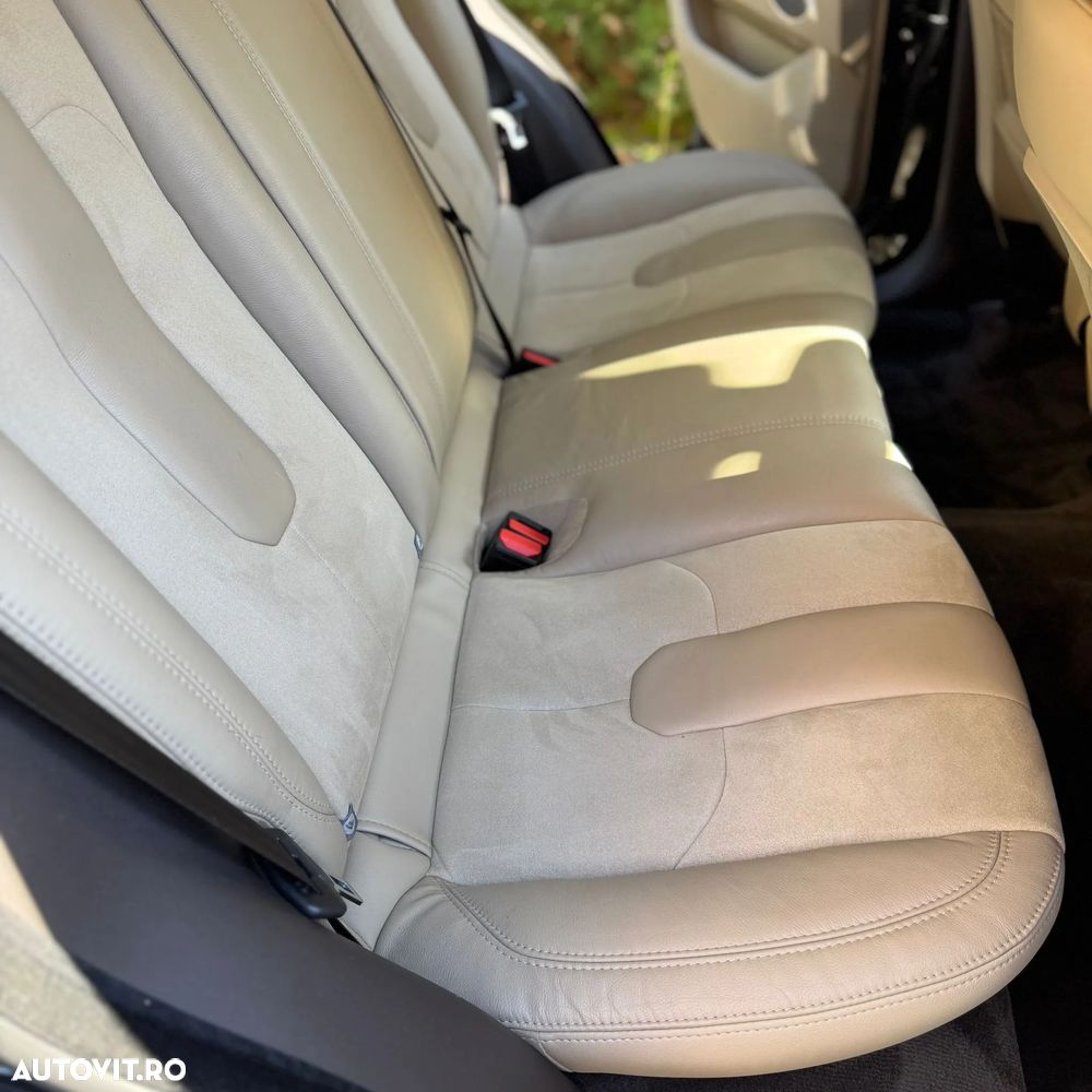 Land Rover Range Rover Evoque 2.2 SD4 Pure - 19