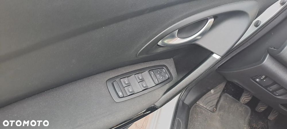 Renault Kadjar BLUE dCi 115 BUSINESS EDITION - 25