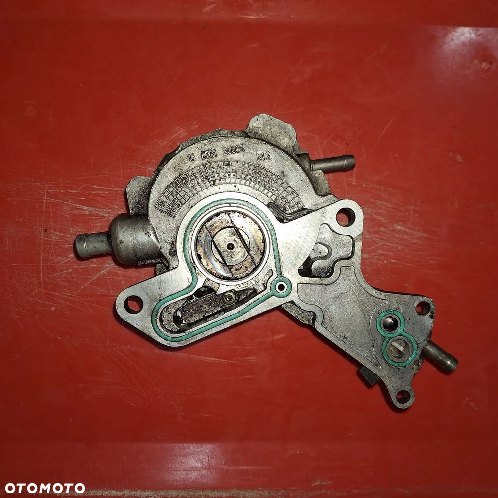 VACUM POMPA GOLF IV 1.9 TDI 038145209A - 3