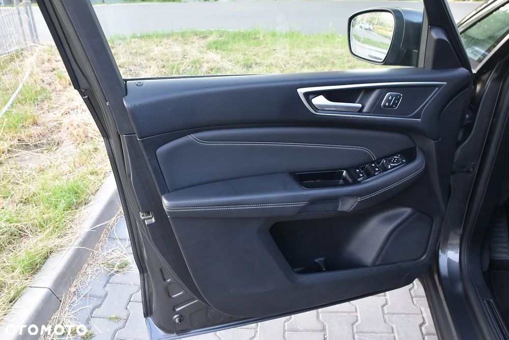 Ford S-Max 2.0 TDCi Titanium PowerShift - 26