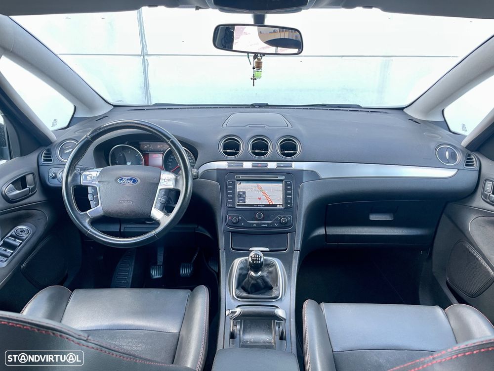 Ford S-Max 2.0 TDCi Titanium 7L 139g - 12