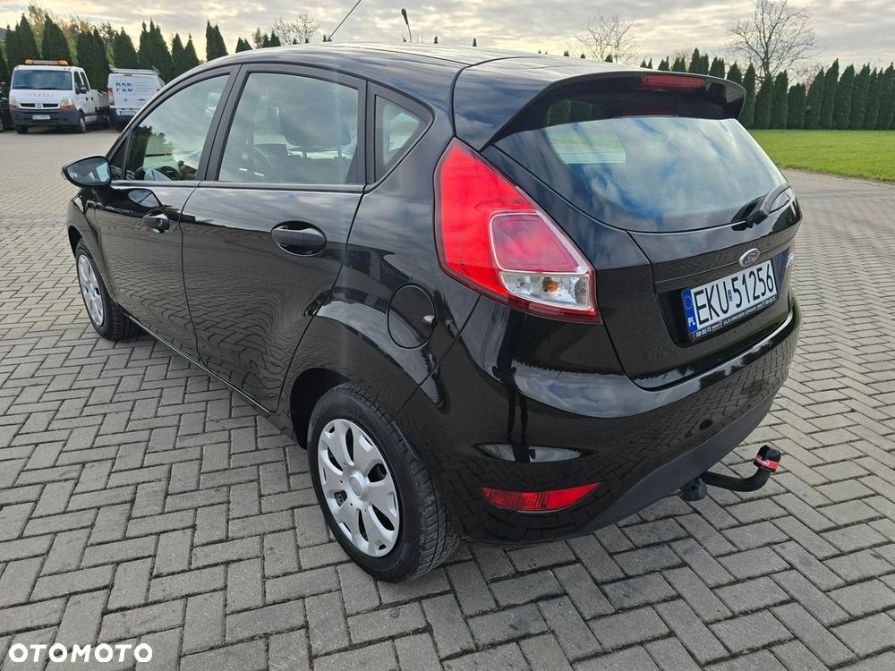 Ford Fiesta - 12