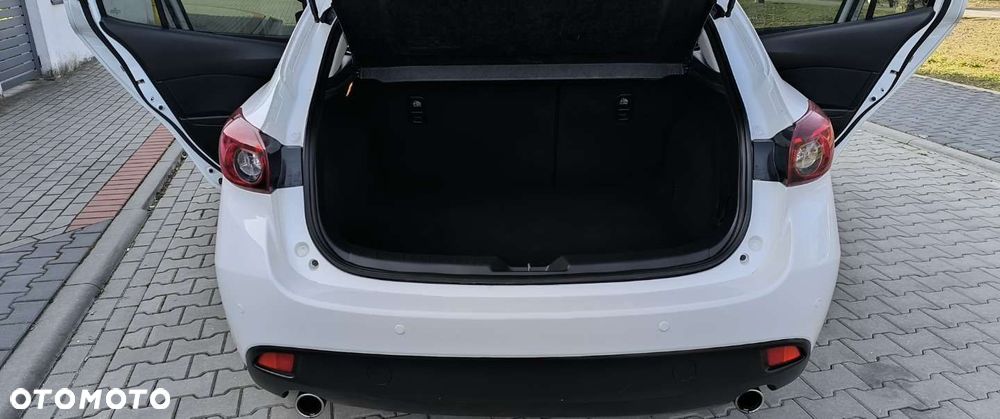 Mazda 3 - 8