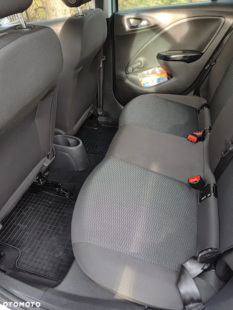 Opel Corsa 1.4 Cosmo - 16