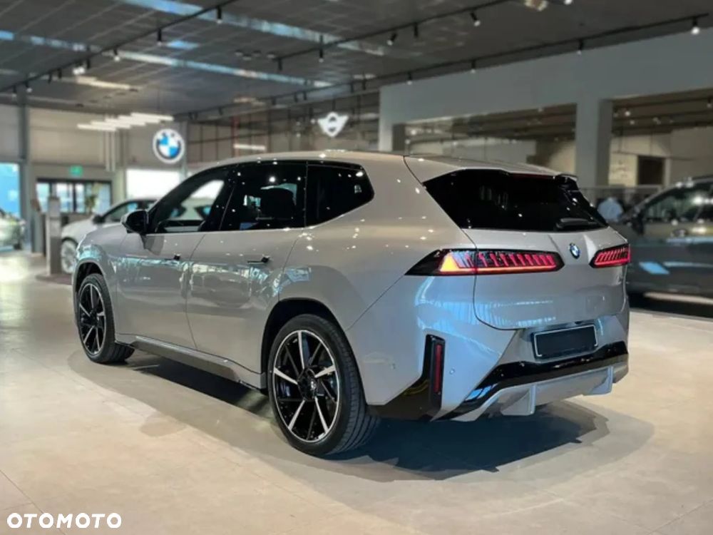 BMW iX3 - 7