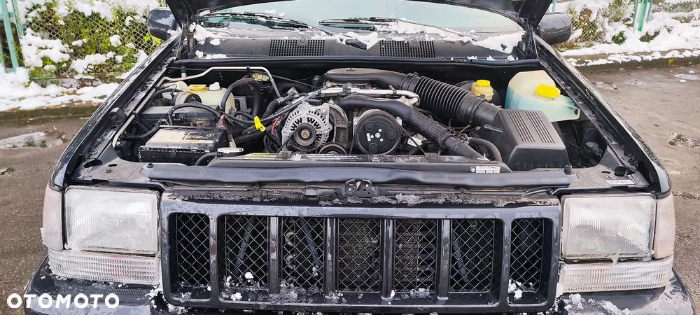 Jeep Grand Cherokee - 13