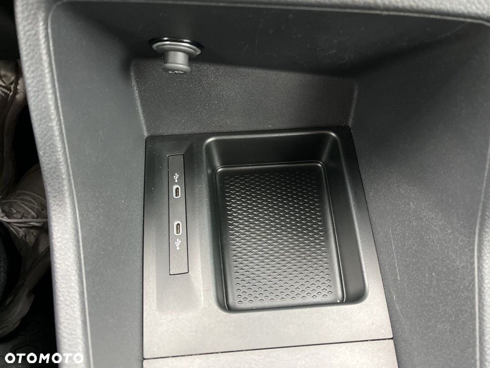 Volkswagen Caddy - 30