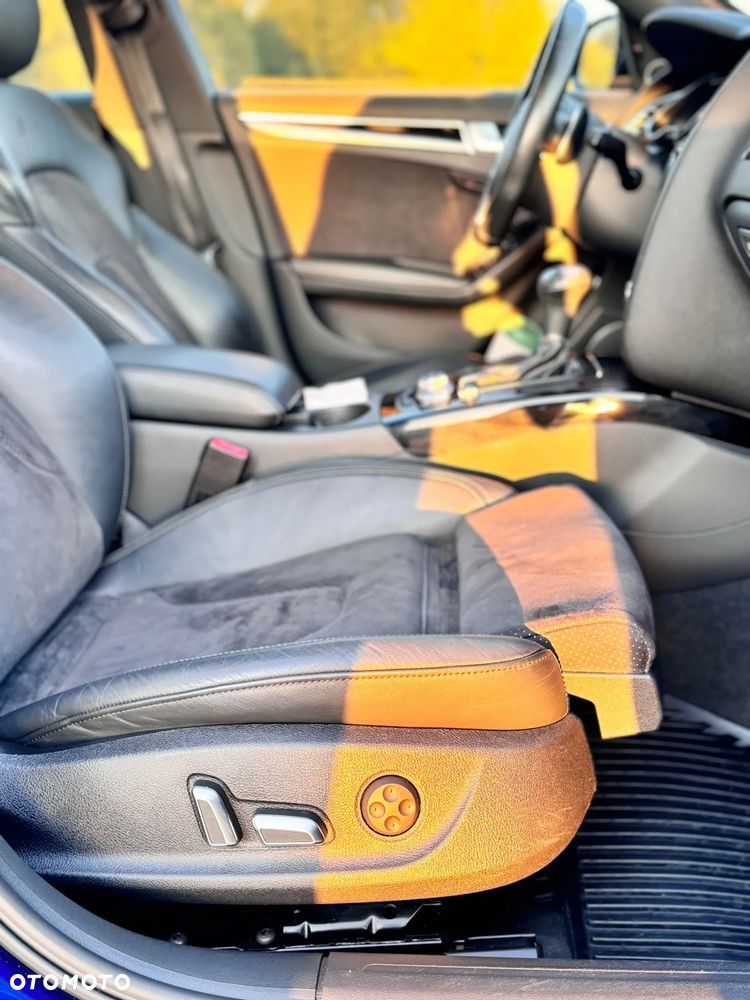 Audi A4 Limousine - 5