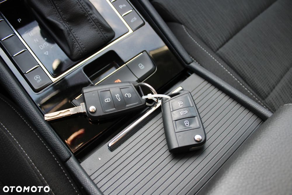 Skoda Superb 2.0 TDI Ambition DSG7 - 14