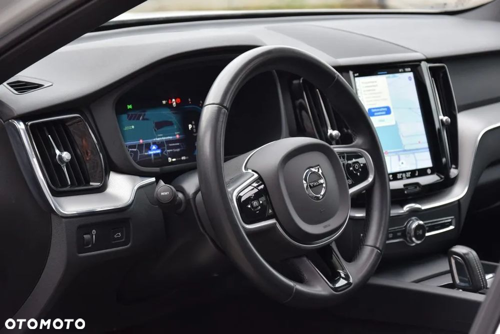 Volvo XC 60 B4 D Geartronic RDesign - 17
