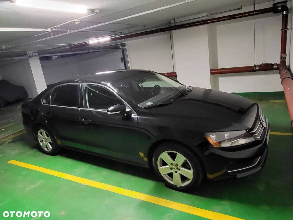 Volkswagen Passat - 3
