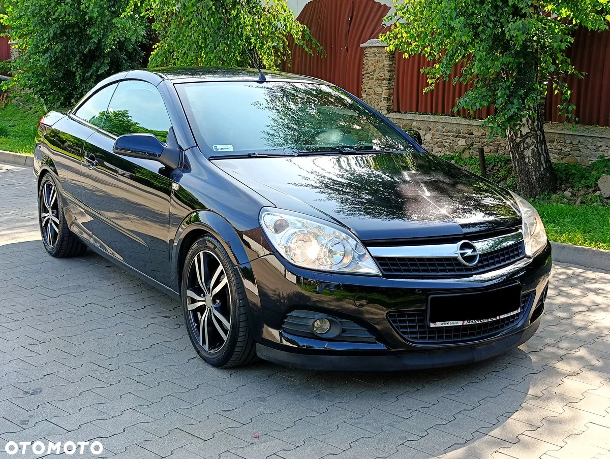 Opel Astra Twin Top 1.9 CDTI Cosmo - 26