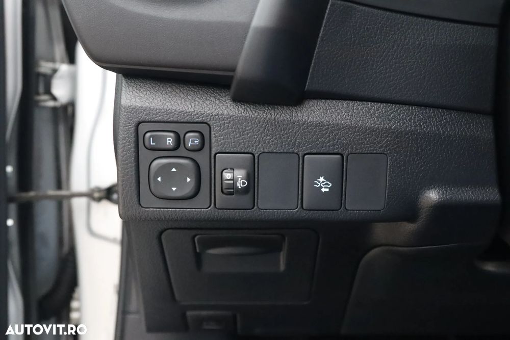 Toyota Auris 1.8 L VVT-i Hybrid Luna - 34