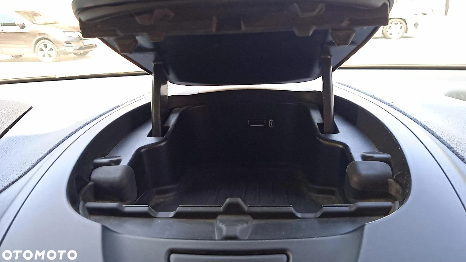Ford Transit Connect - 17