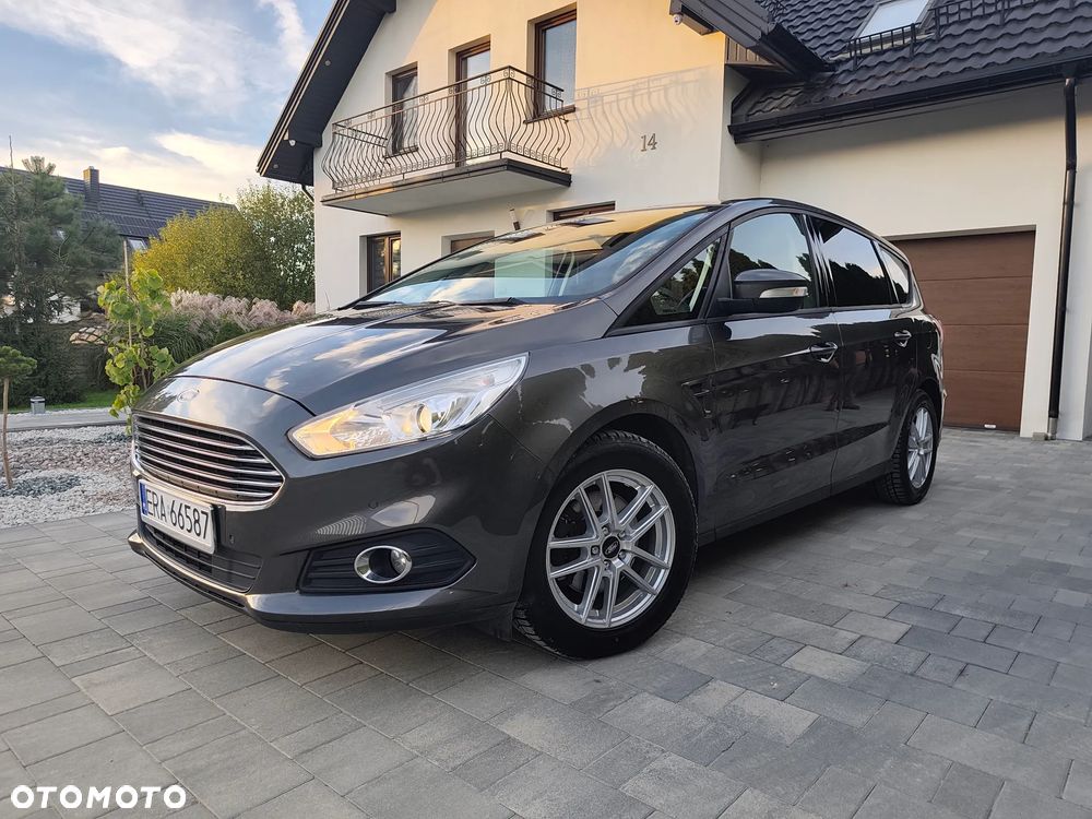 Ford S-Max - 18