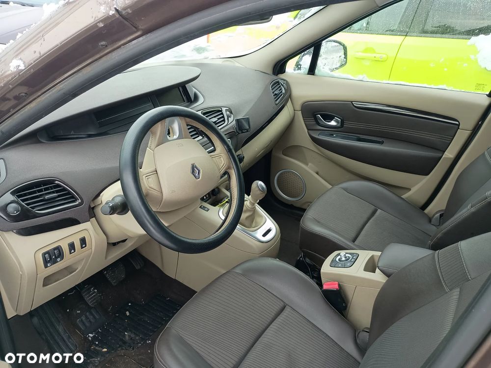 Renault Scenic - 6
