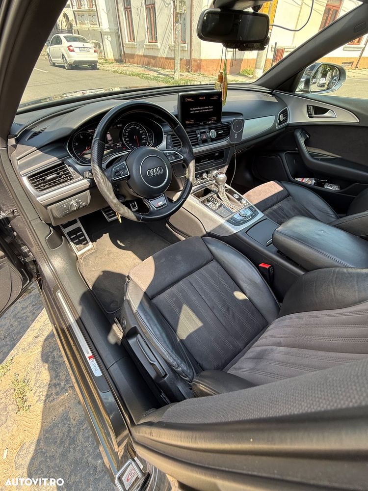 Audi A6 Avant 2.0 TDI Ultra S tronic - 9