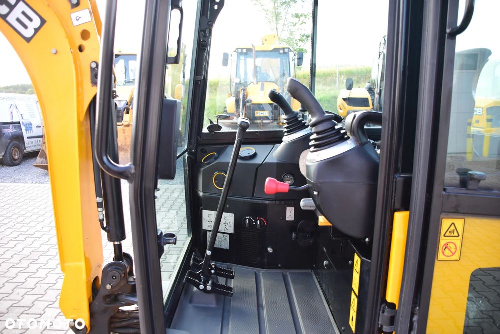 JCB 19C-1 - 12