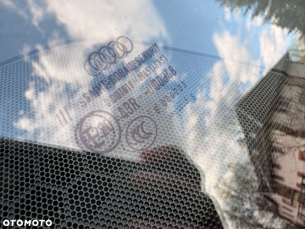 Audi A4 Avant 2.0 TDI Quattro - 12