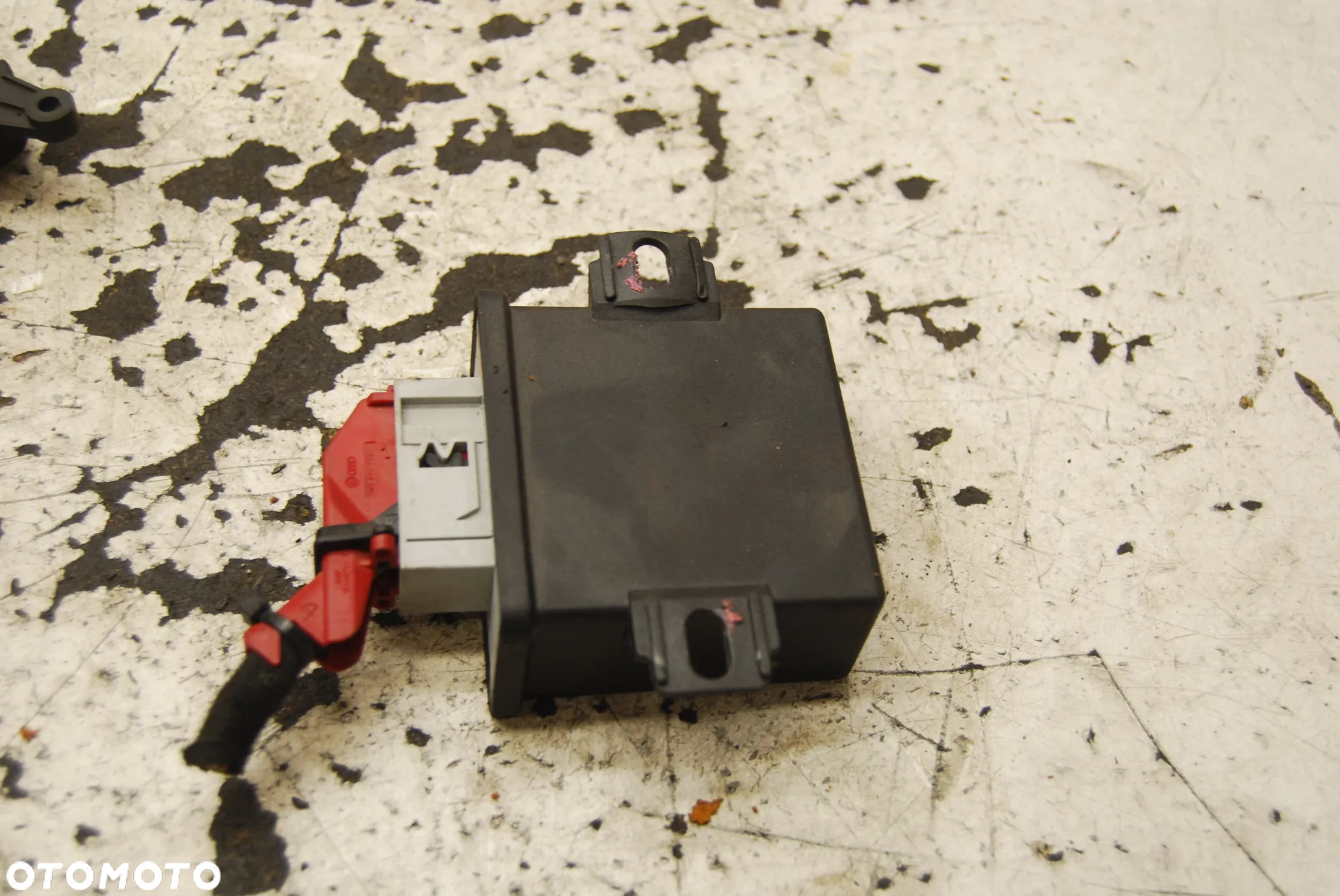 MODUŁ STEROWNIK ŚWIATEŁ XENON 8P0907357A AUDI A6 C6 A4 8P0907357F 8P0907357B 8P0907357C 8P0907357D - 10