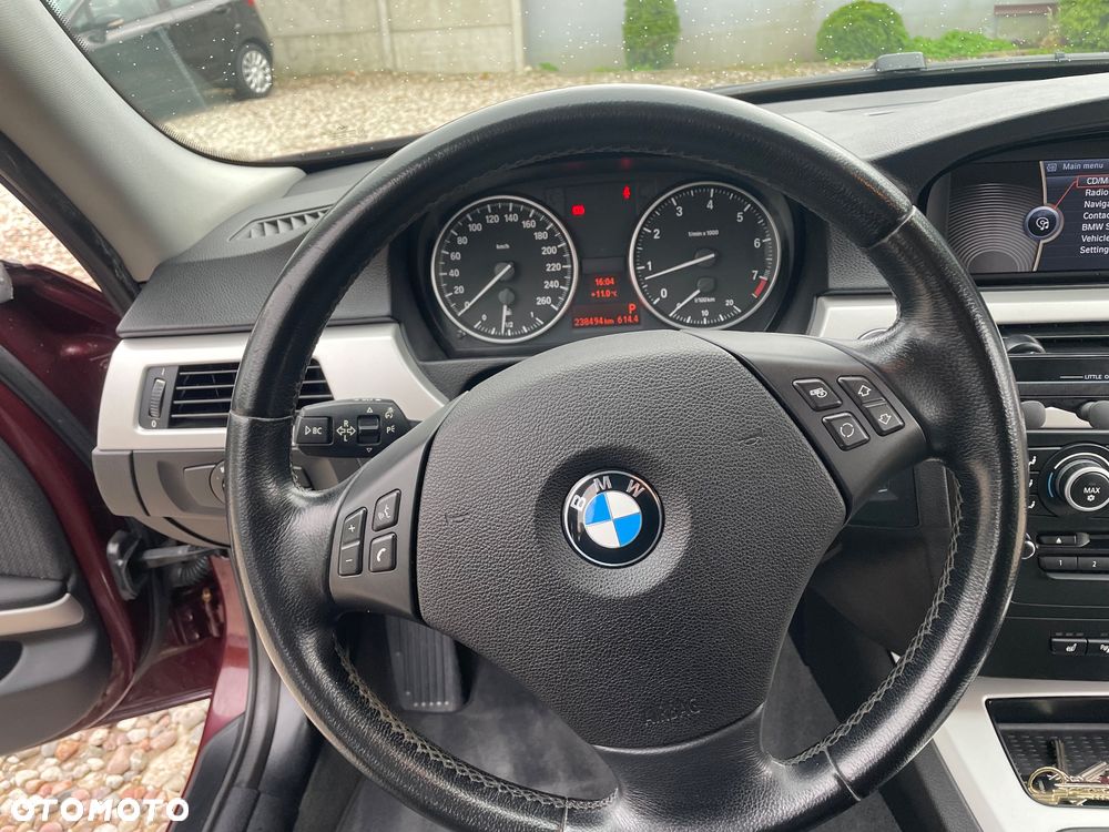 BMW Seria 3 - 17