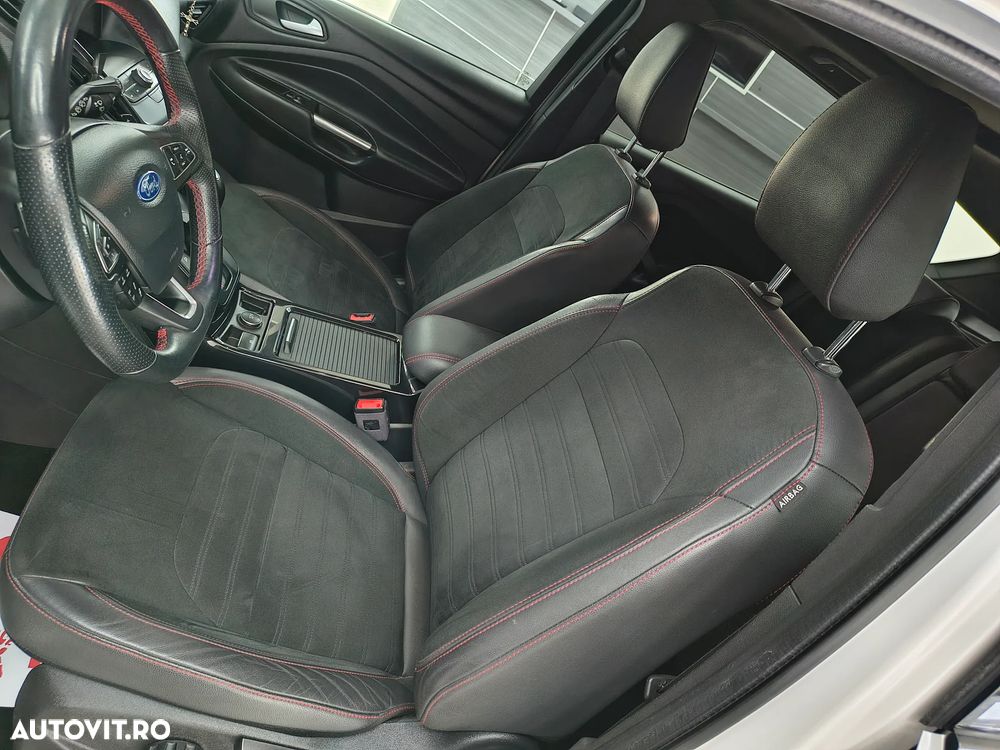Ford Kuga - 15