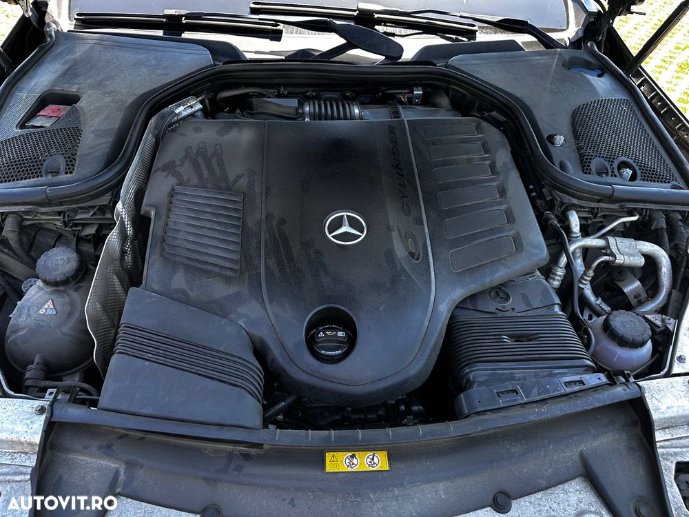 Mercedes-Benz CLS 450 4MATIC Aut - 28