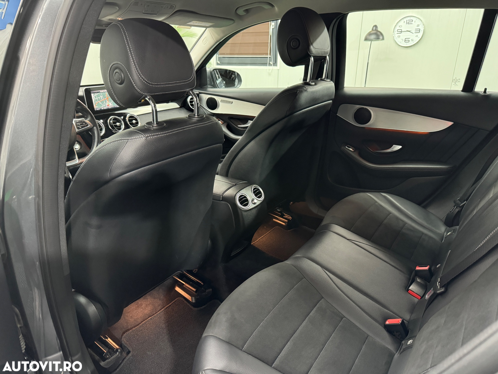 Mercedes-Benz GLC 250 4MATIC - 19