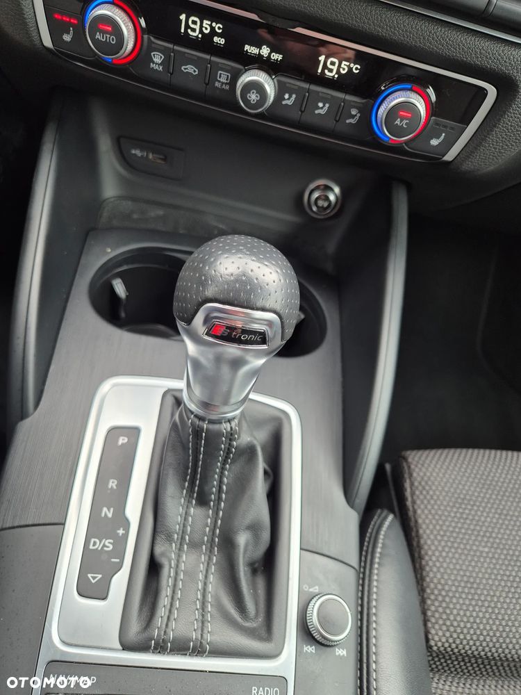 Audi A3 Sportback 35 TFSI S tronic S line - 32