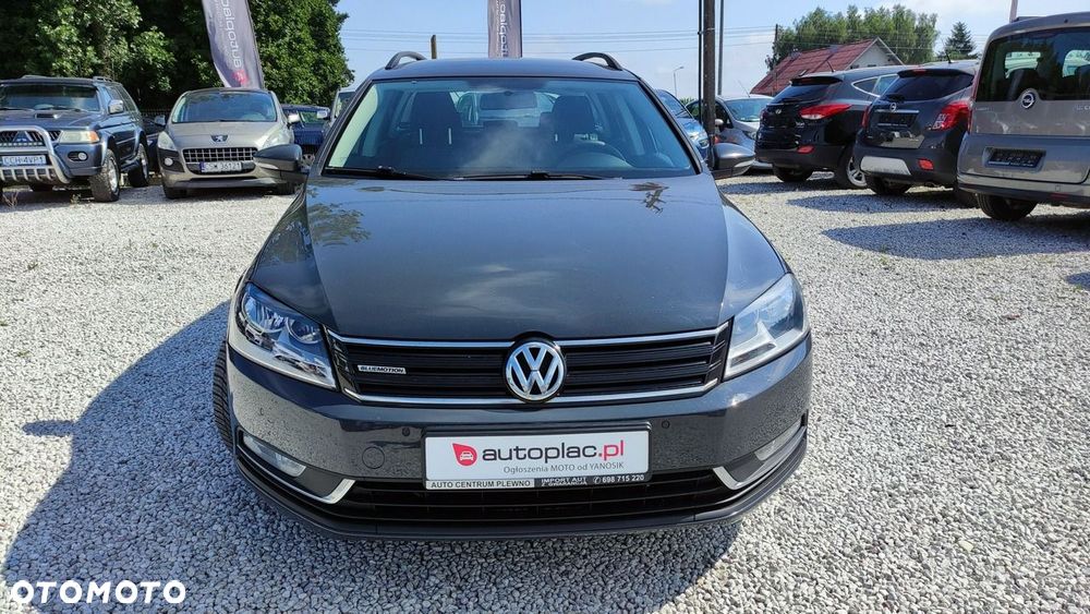 Volkswagen Passat - 18