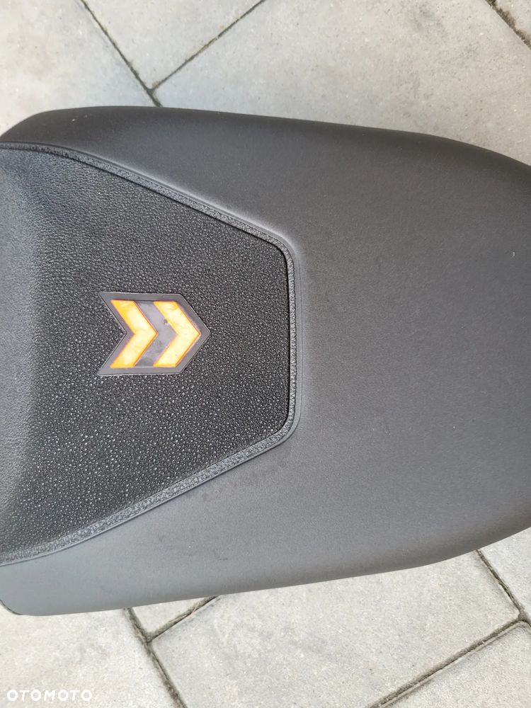 Siedzenie pasażera, fotel, kanapa tył KTM 390 Adventure - 3