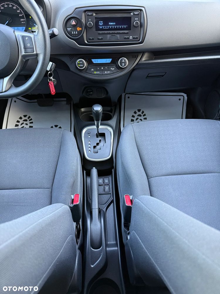 Toyota Yaris - 6