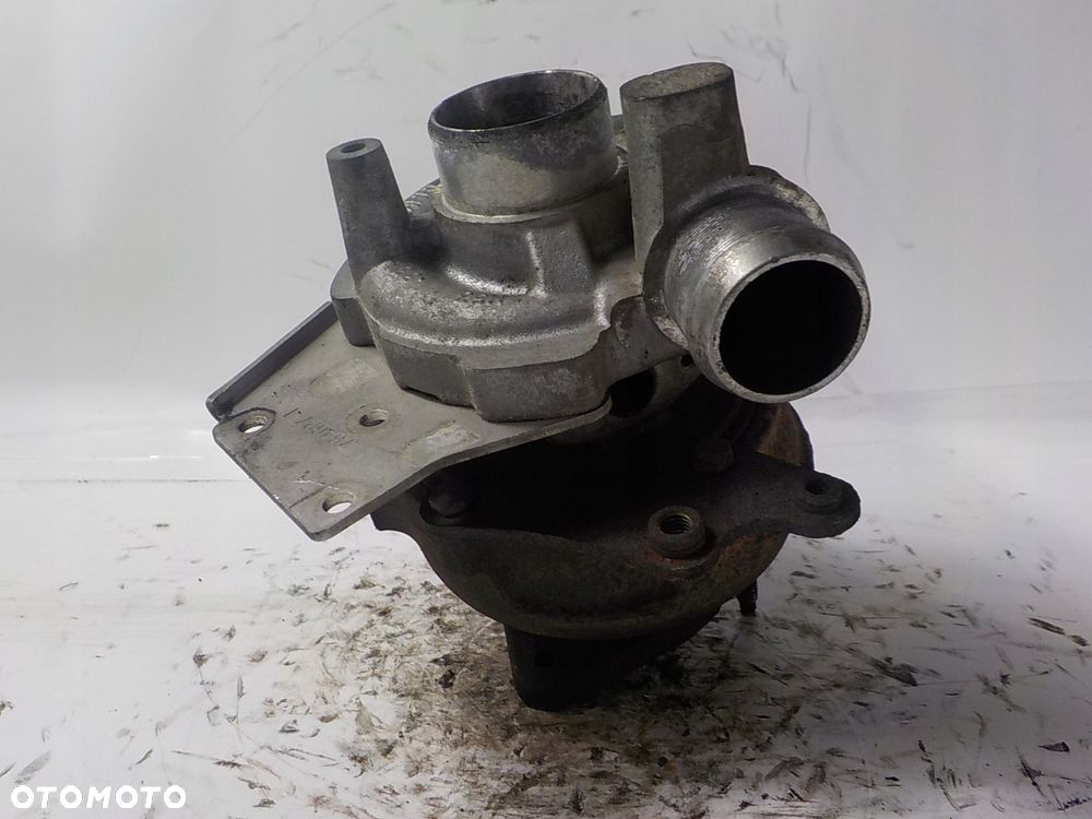 JAGUAR XF X250 2.7D V6 TURBOSPRĘŻARKA TURBINA 6R8Q-6K682-BD - 2