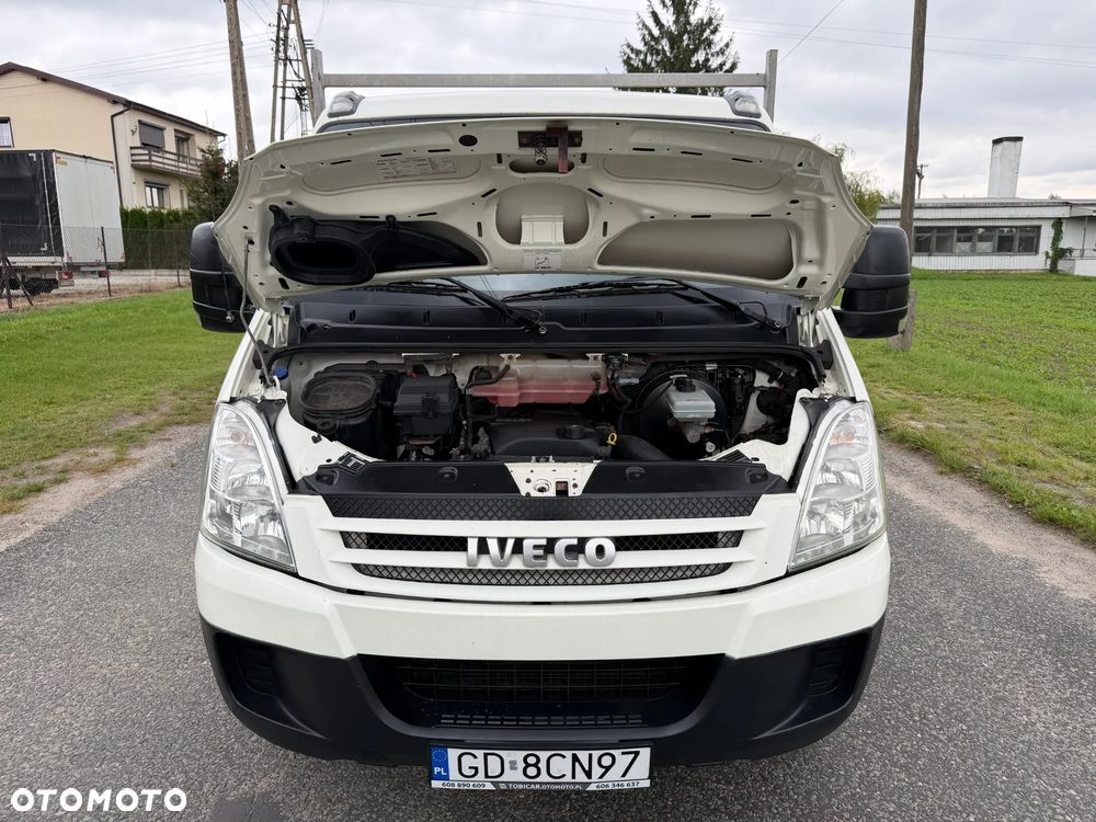 Iveco 50C15 * 3.0 / 150KM * Skrzyniowe * Koła bliźniacze * Rozstaw osi: 3.75m* - 19