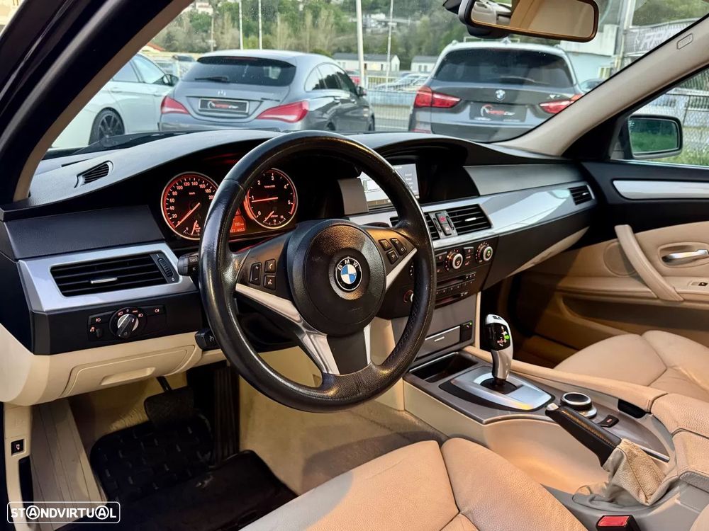 BMW 520 dA Executive - 9