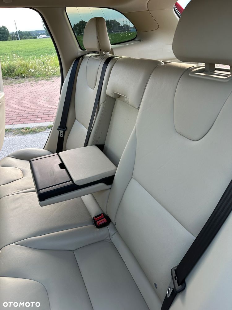Volvo XC 60 T5 Drive-E Momentum - 23