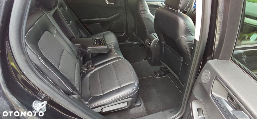 Ford Kuga - 20
