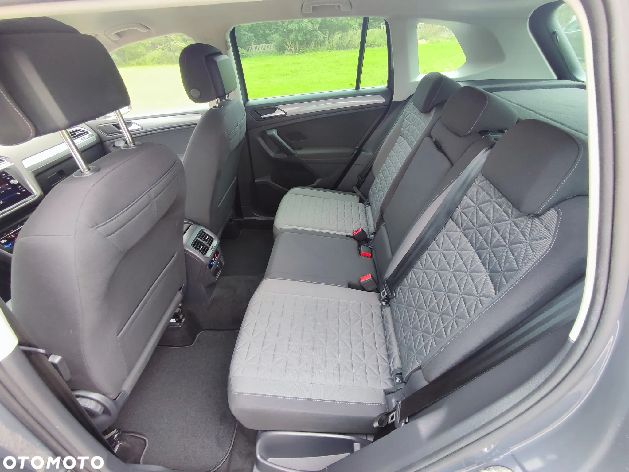 Volkswagen Tiguan - 31