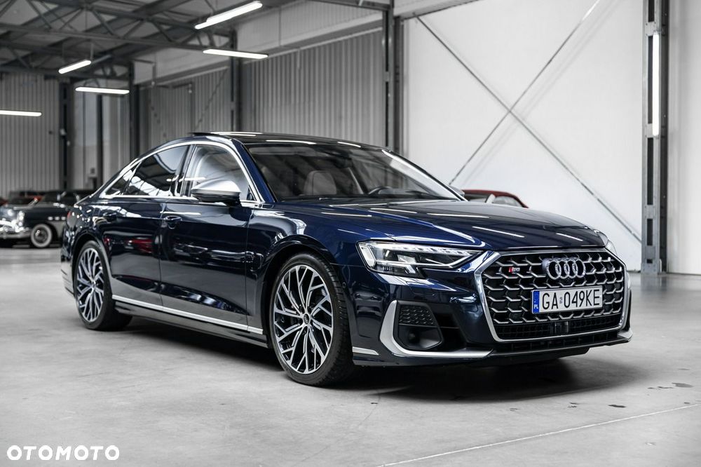 Audi S8 - 5