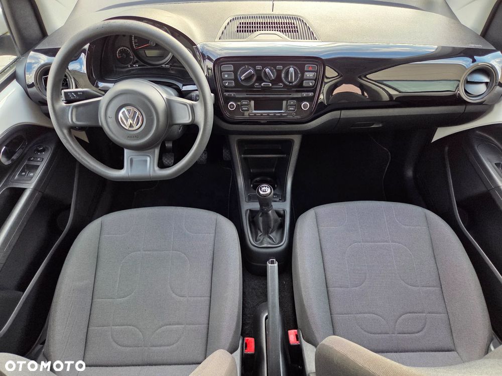 Volkswagen up! move - 15