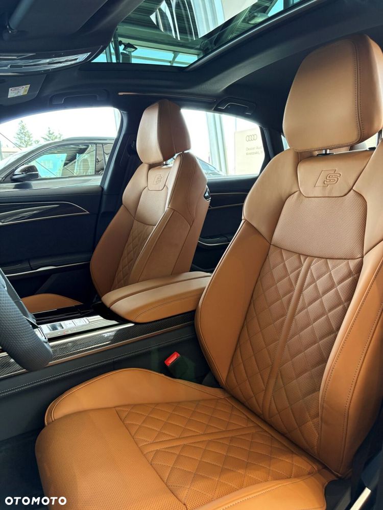 Audi A8 - 15