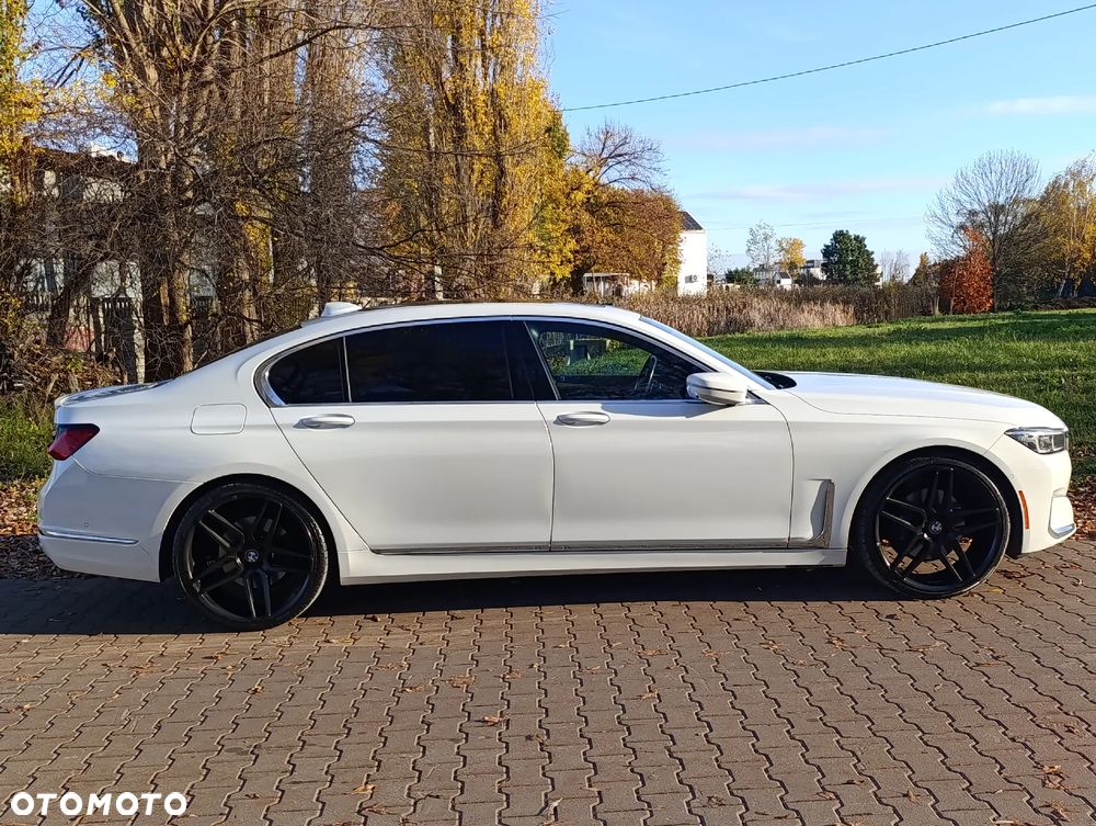 BMW Seria 7 740Li - 4