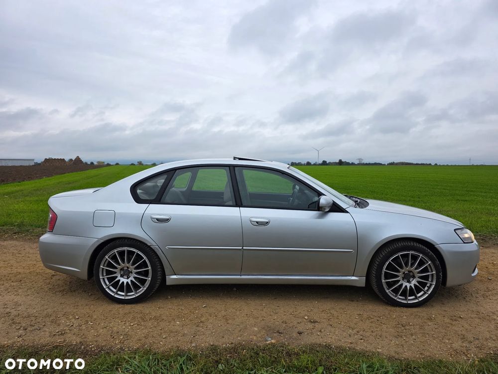 Subaru Legacy - 6
