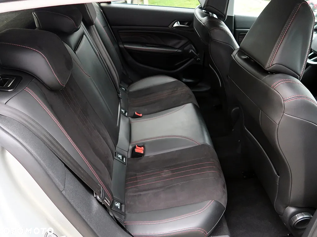 Peugeot 308 1.6 HDi Active - 12